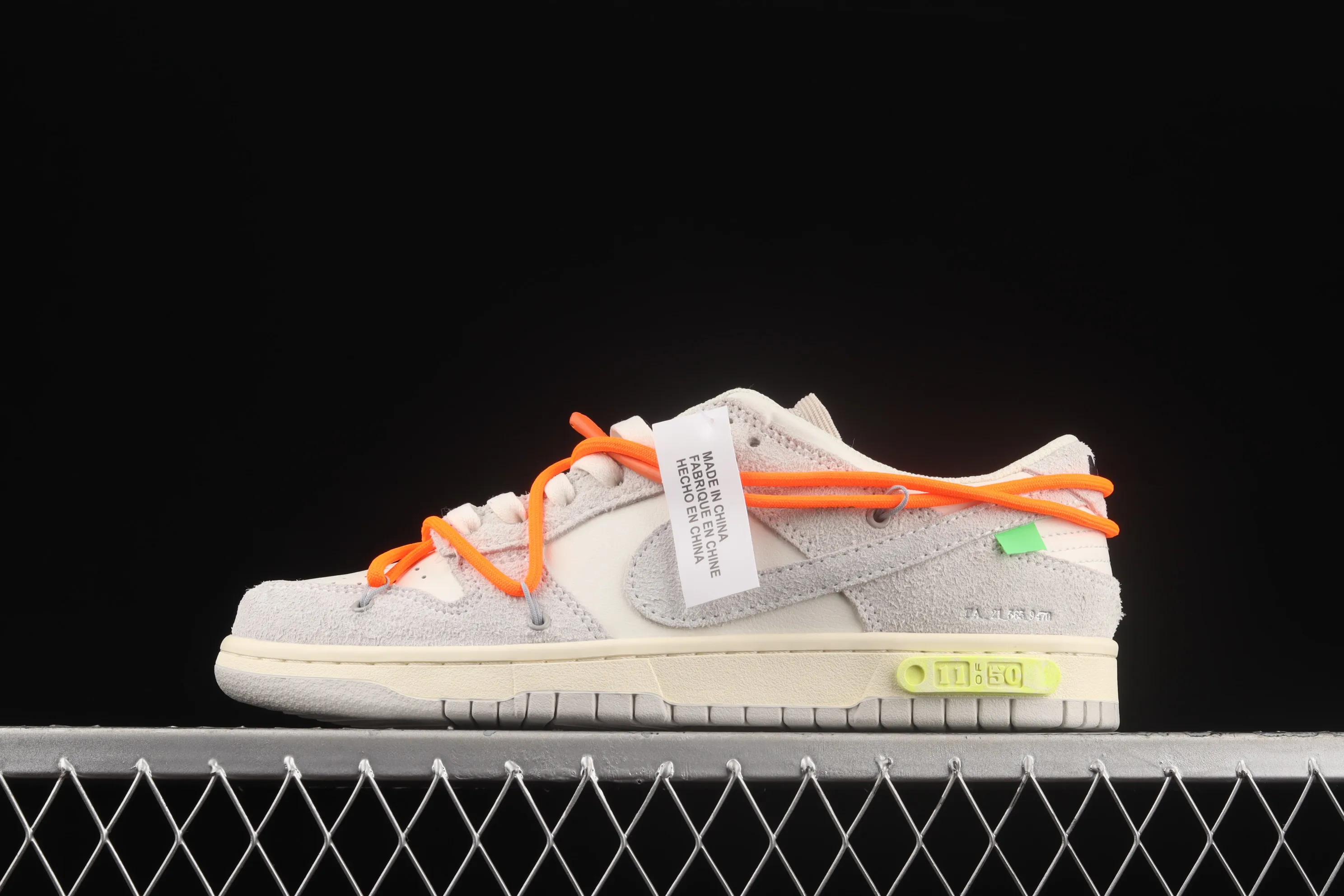 All categories Nk SB Dunk series Nk SB Dunk Low low-cut sneakers cost-effective version OF x Nk Dunk Low OW SB smashing backboard fashion casual sneakers DJ0950-108